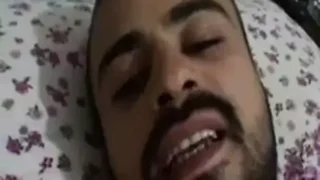 Endlich überzeugt er seine Schwägerin und fickt ihn