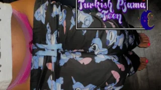 Der Besondere Sex Eines Teen Türkische Pornos-Mädchen Im Pyjama Am Morgen Fur Onlyfans