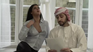Coco De Mal fickt ihre junge arabische Studentin in 5 Minuten