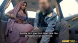 Fake Taxi – Sexy indische Krankenschwester reitet riesigen langen Schwanz und zeigt ihre großen Titten